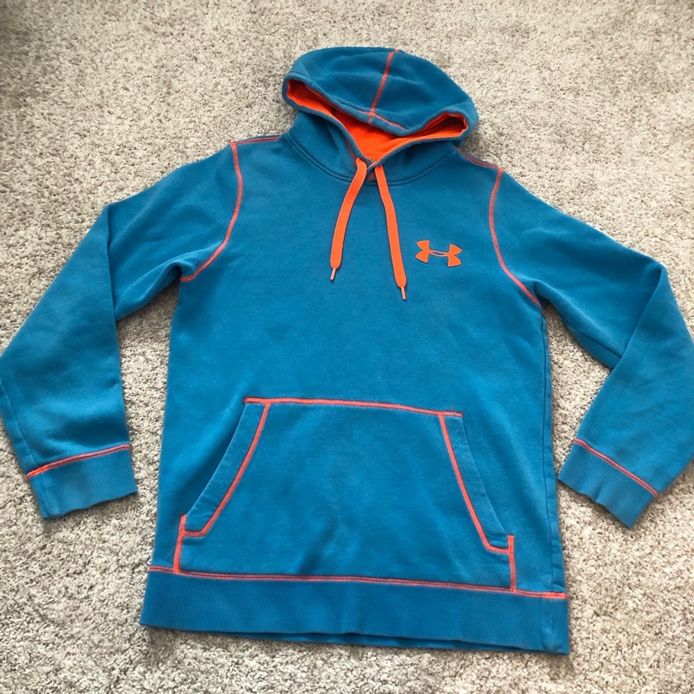 Under Armour sweatshirt, men size small P